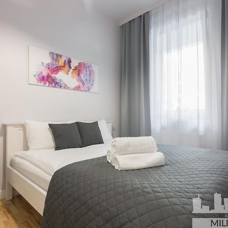Millennium Awangarda Grey Lägenhet Warszawa Exteriör bild